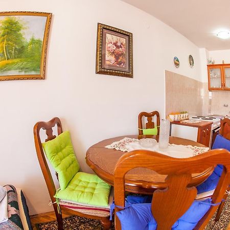 City Apartments Gosposhtina Budua Esterno foto