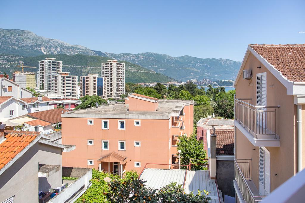 City Apartments Gosposhtina Budua Esterno foto