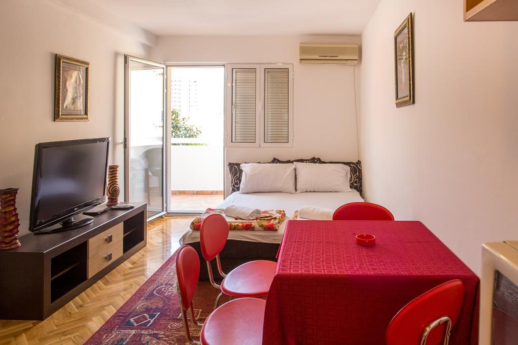 City Apartments Gosposhtina Budua Esterno foto