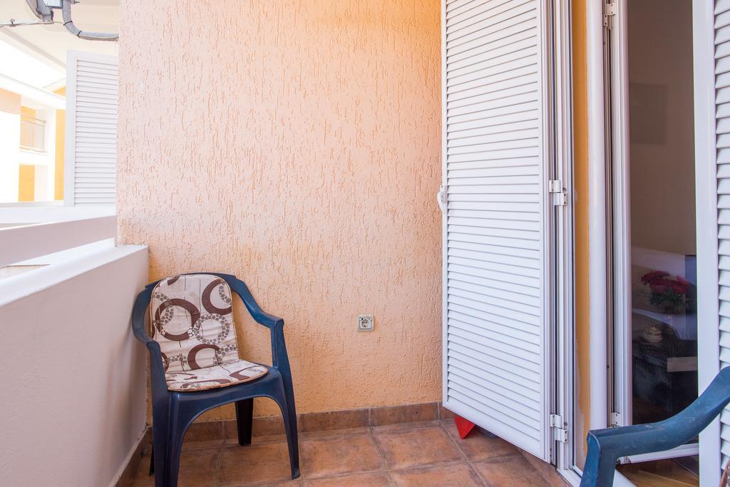 City Apartments Gosposhtina Budua Esterno foto