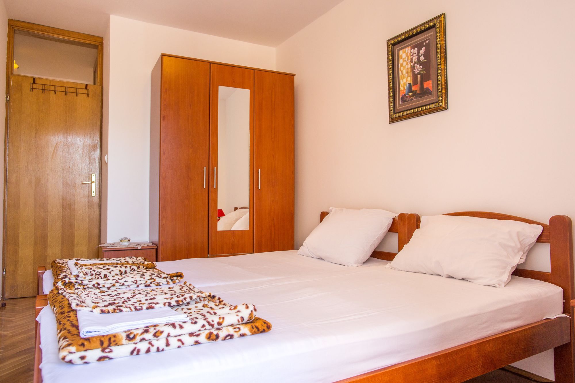 City Apartments Gosposhtina Budua Esterno foto