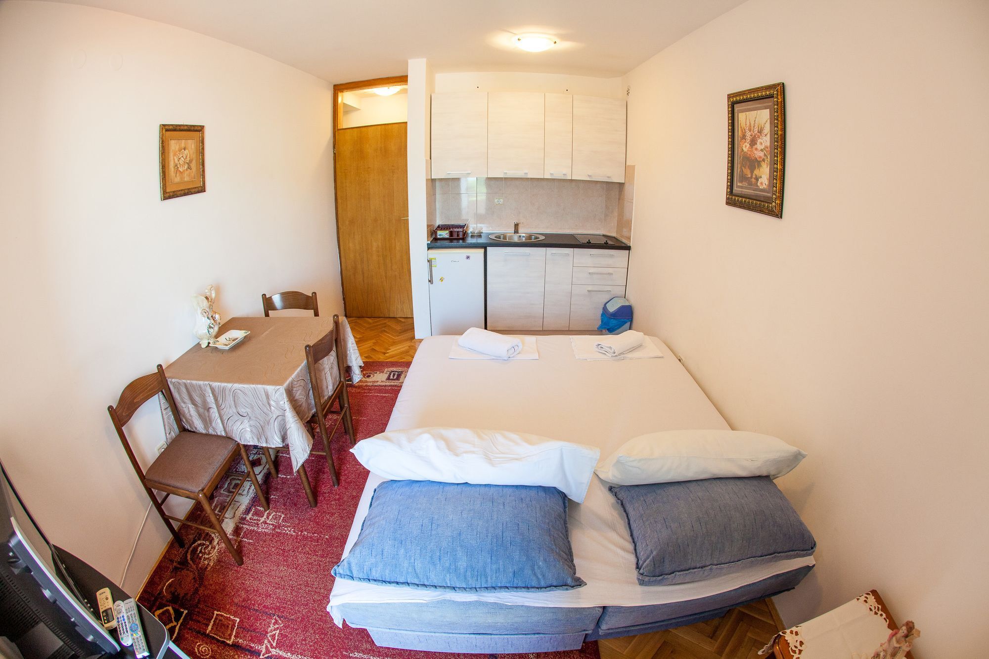 City Apartments Gosposhtina Budua Esterno foto