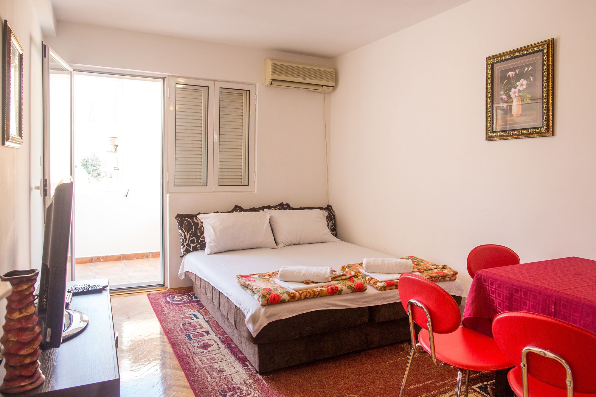 City Apartments Gosposhtina Budua Esterno foto