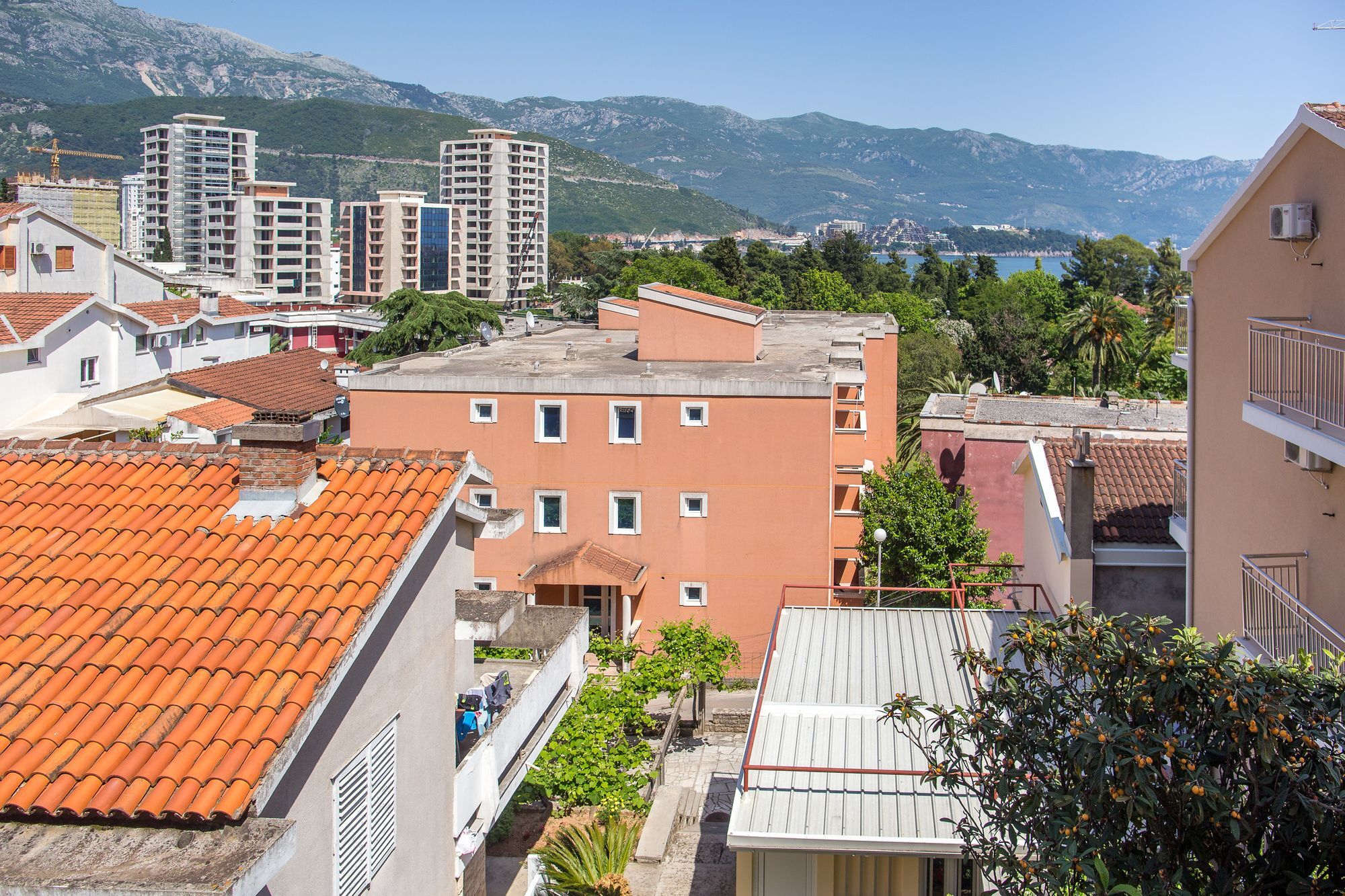 City Apartments Gosposhtina Budua Esterno foto